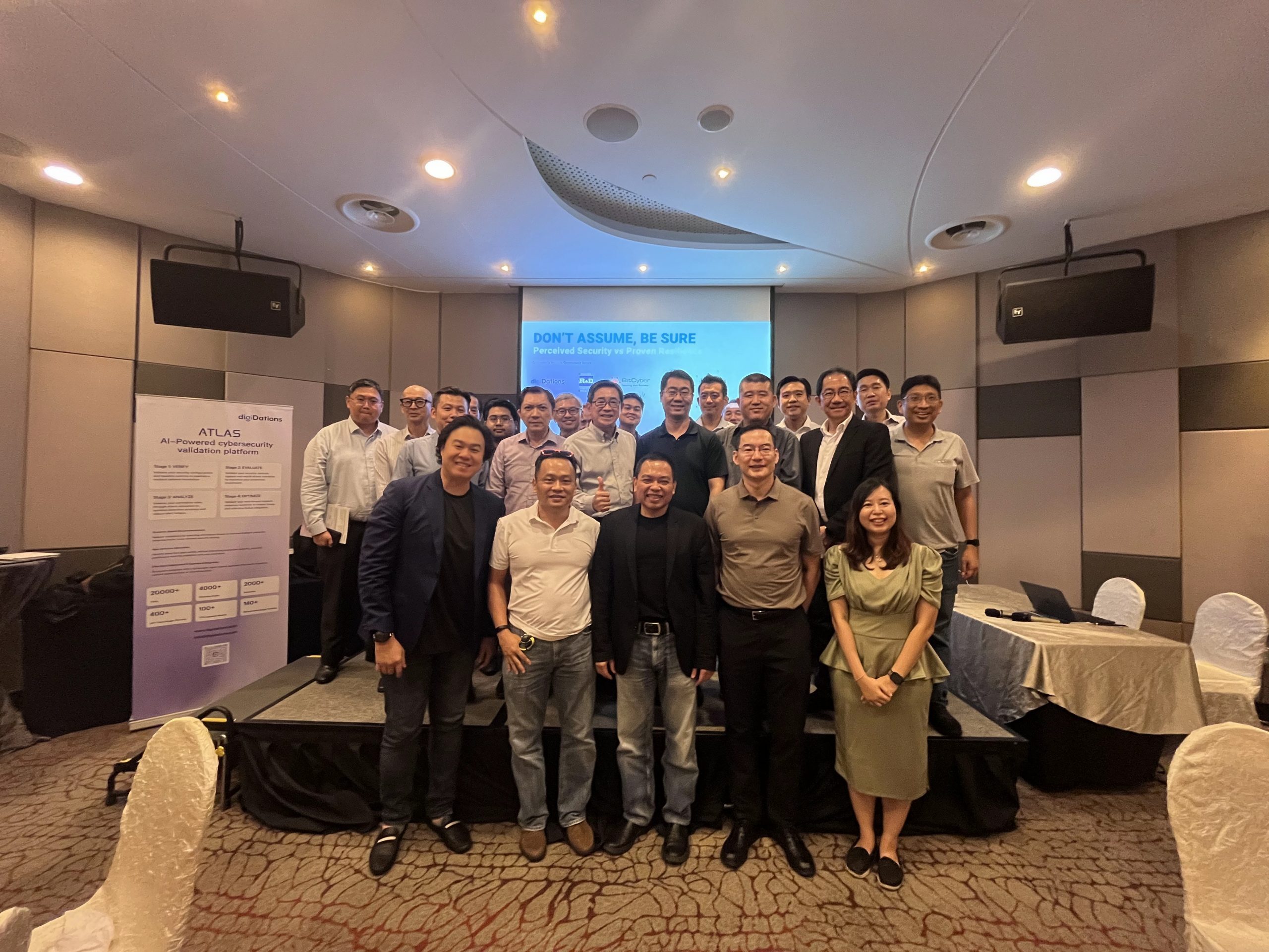 Group photo of guests at the CISO exclusive dinner event